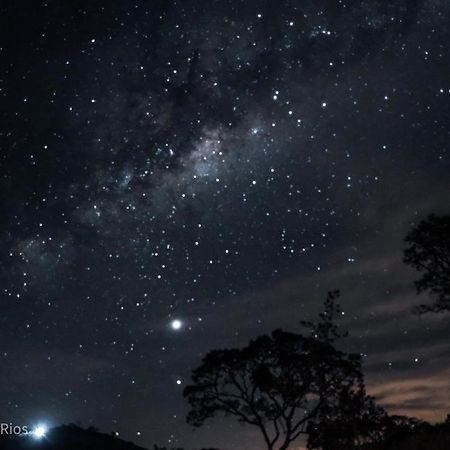 Bangalo Luxo Entre Lindas Cachoeiras Baependi Exterior foto